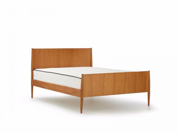 Retro Queen Bed Hanaposy